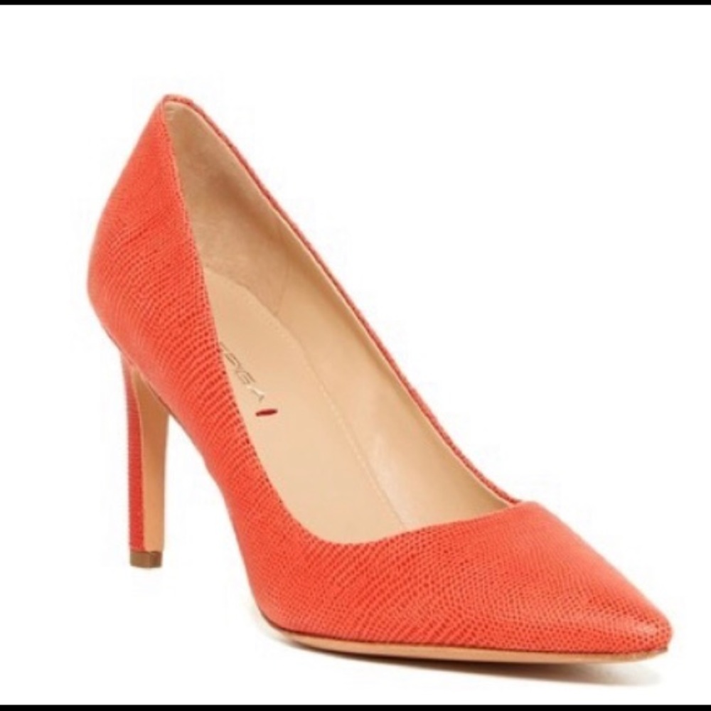 Via Spiga Idalis Coral Pointed Toe Pump Size 7